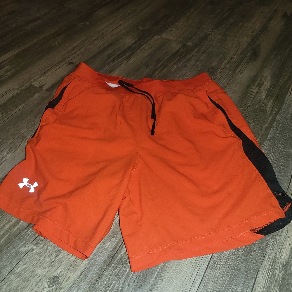 Under Armour fitted Heat Gear shorts